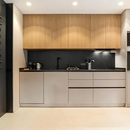 Apartment Stylish 2br In Estepona, Walk To & Old Town *